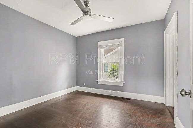 Photo - 3181 Church St