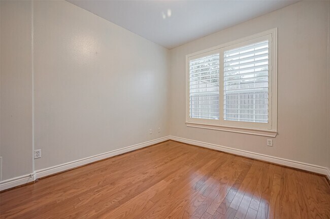 Photo - 2624 Starboard Point Dr