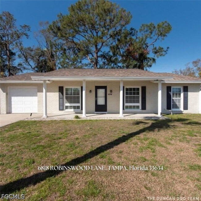 Building Photo - 6818 Robinswood Ln