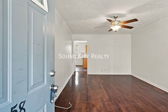 Photo - 2120 Lebanon Pike