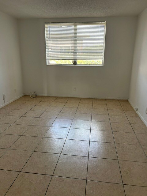 Photo - 3091 NW 46th Ave Unidad 205