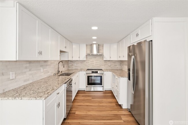 Photo - 9104 Highland Ave SW