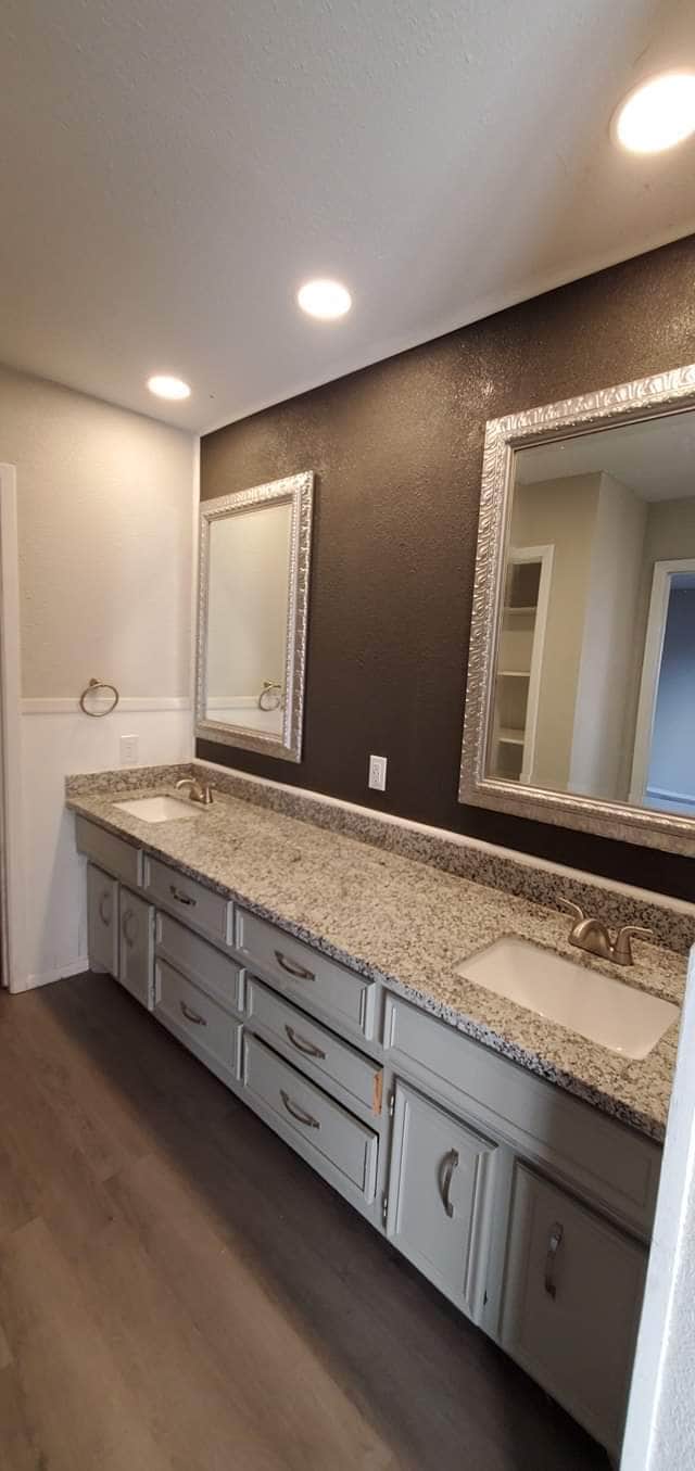 Photo - 4312 52nd St