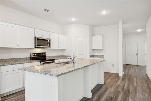 Photo - 742 Camden Dr