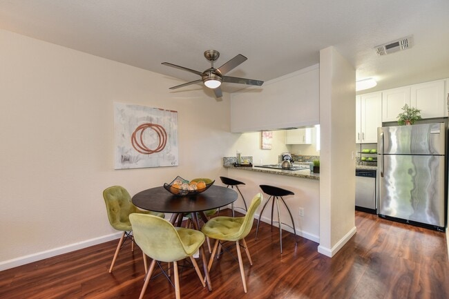 Monte Bello Apartments