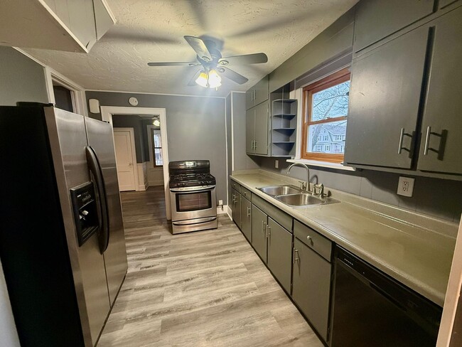 Photo - Three bedroom two bathroom home for rent