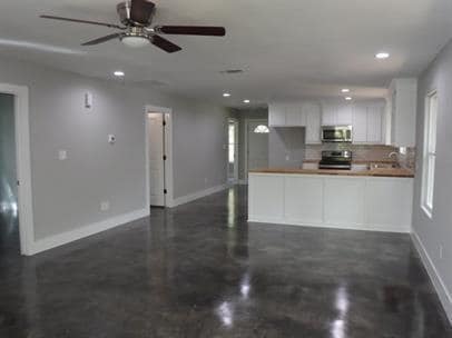 Photo - 607 E Day St