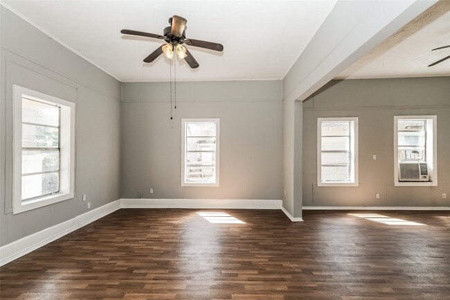 4610 Schroeder St Unidad 1