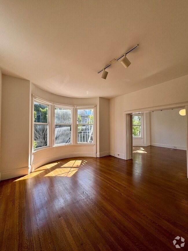 Building Photo - 1717 Jones St Unit 2 Rental