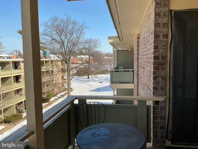 Photo - 7246 Donnell Pl Unidad D3