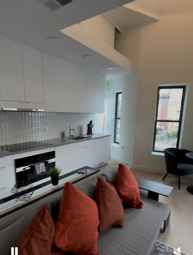 Photo - 304 Florida Ave NW