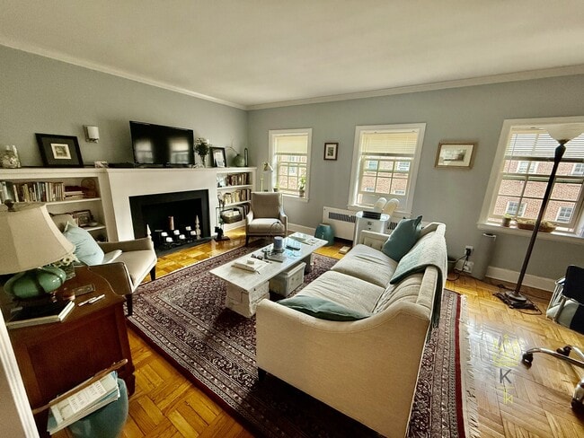 Building Photo - 312 Washington St Unit 3-5