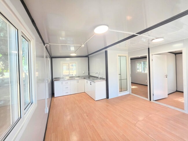 39805 E Newport Rd Unit C