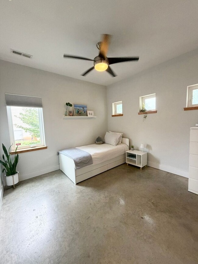 Photo - Located in downtown Lexington - close to W&L and VMI
