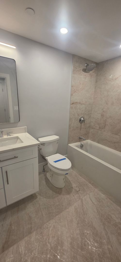 Photo - 124 Kenrick St