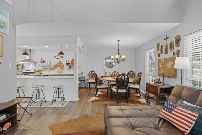 Photo - 8922 N Plaza Unit 71