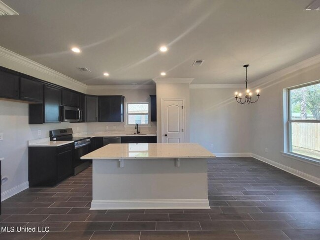 Photo - 860 Leeward Dr