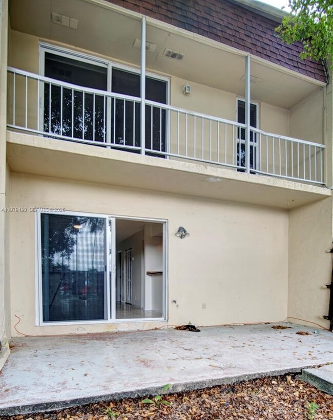 Photo - 6252 Highland Ct