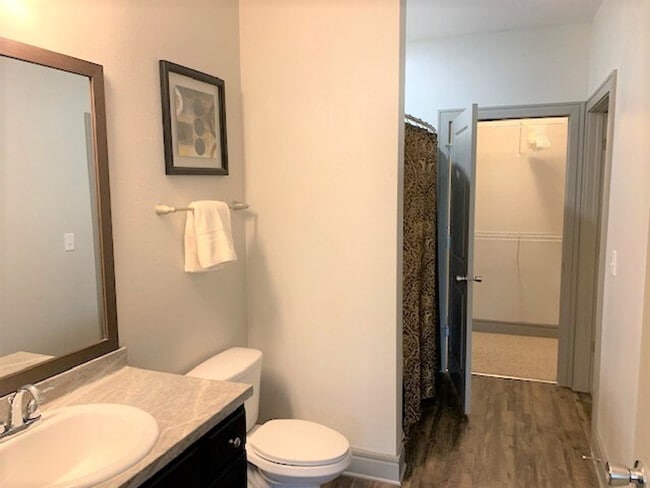 Photo - 70 Venue Wy Unidad SI ID1470266P