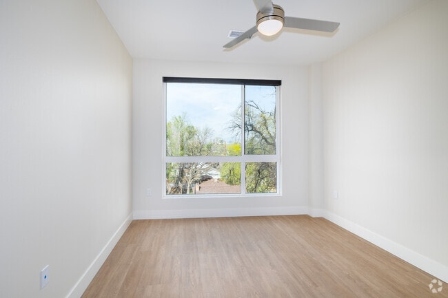 Shakespeare 2BR, 2BA - 1,040SF - Second Bedroom
