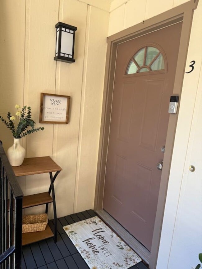 Photo - Bright & Airy 2-Bedroom Condo in Moraga, F... Unit #3