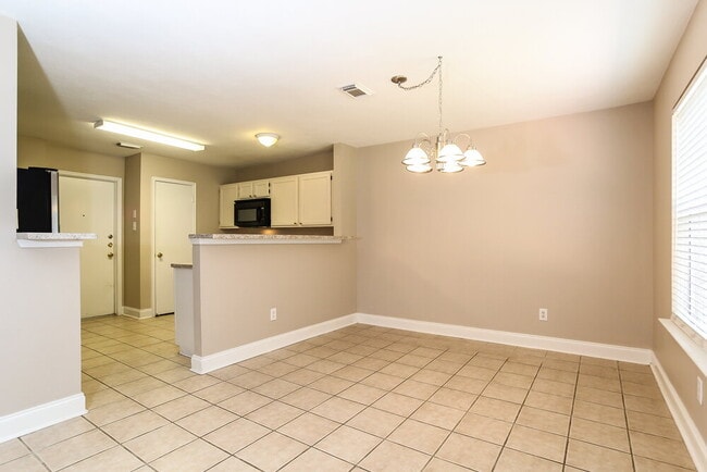 Photo - 19530 Sandy Bank Dr