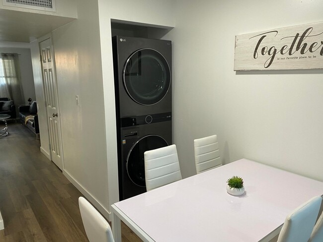 Photo - Dobbins Place