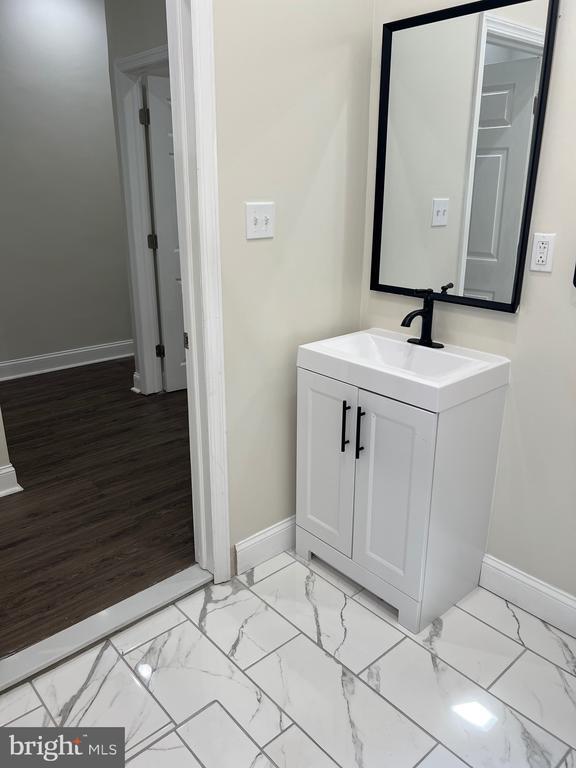 Photo - 1525 E Moyamensing Ave