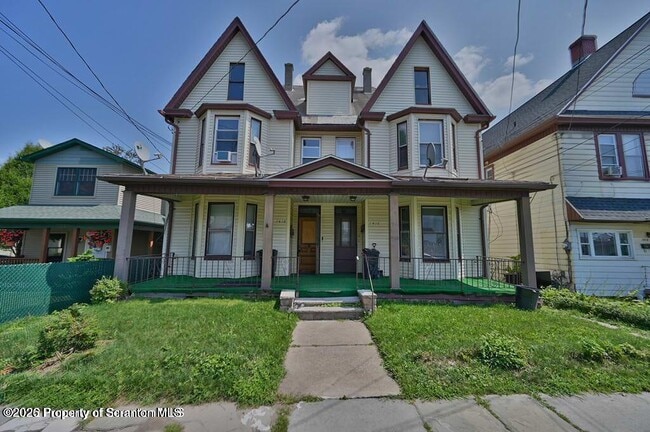 Photo - 1416 Capouse Ave