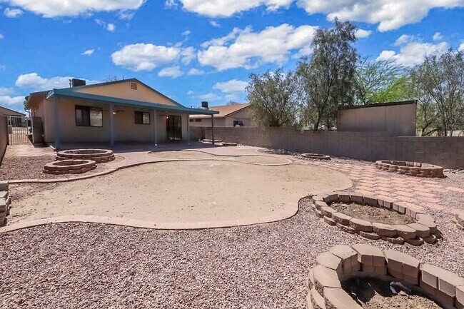 Photo - 1656 W Wood Crest Ct