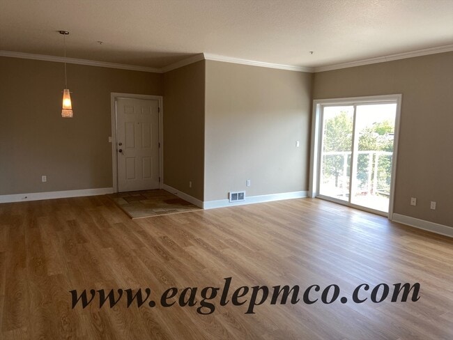 Photo - 7442 S Virginia Ave