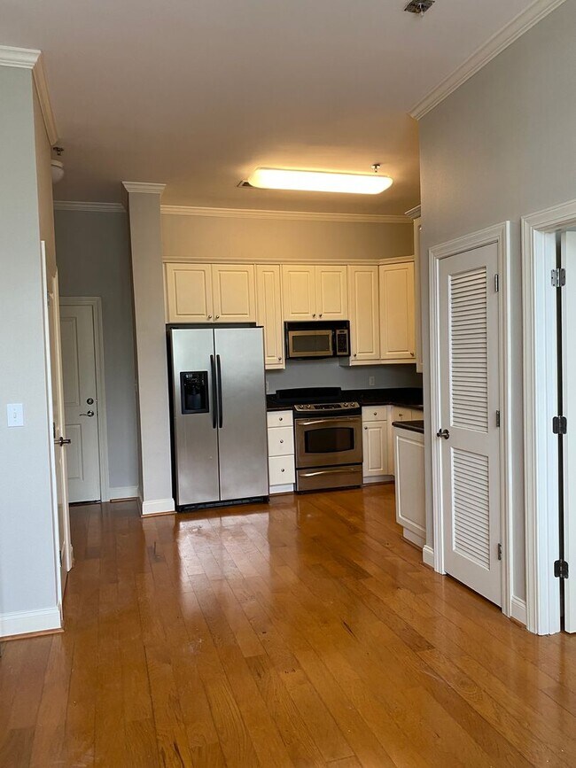 Photo - Furnished Charming 1 bedroom Condo in Gran...