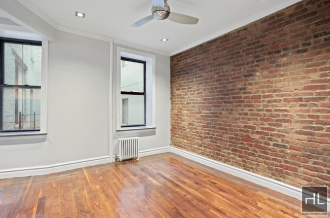 Building Photo - East 13th Street