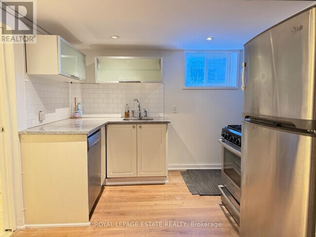 Photo - 225 Indian Rd