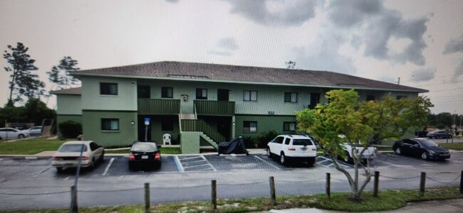 Building Photo - 1552 University Ln Unit 206 Rental