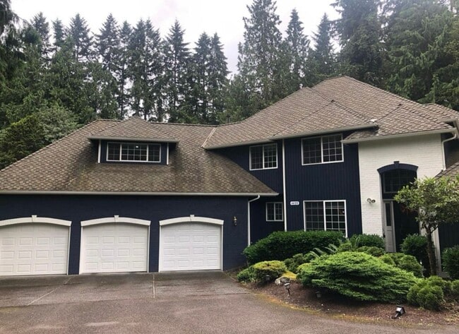 Building Photo - 4 Bedroom 3 Bath Spacious Home in Bellevue