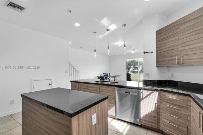 Photo - 2735 SW 81st Terrace