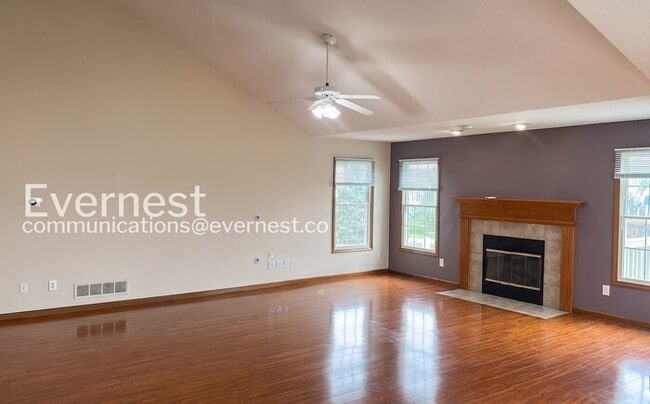 Photo - 4369 Houser Dr