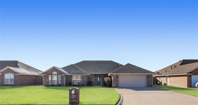 Photo - 1812 Javelina Dr House