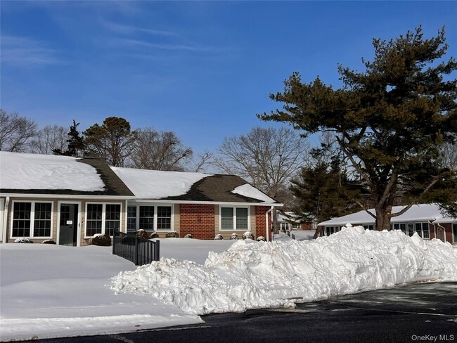 Photo - 44 Trent Ct Unit B