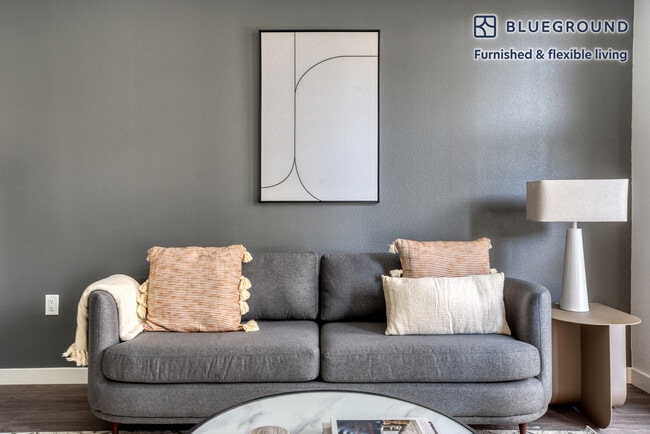 Photo - 4310 Hubbard St Unidad FL2-ID1028