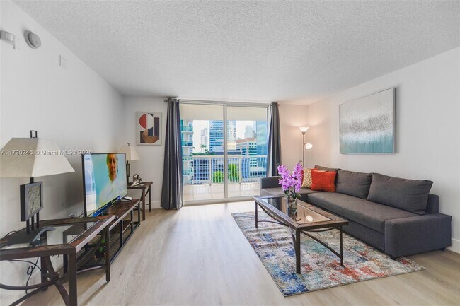 Photo - 1200 Brickell Bay Dr Unit 1517