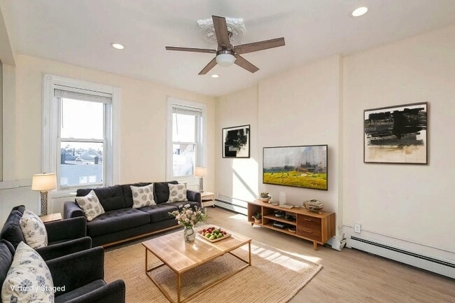 Photo - 109 North St Unidad 3