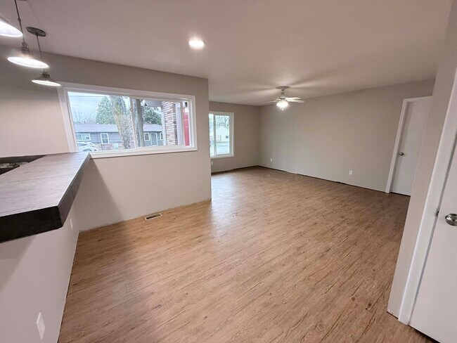 Photo - 9585 SE 41st Ave Unit 9585