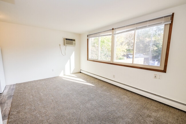 Photo - Garfield Ave Apartments | 2323