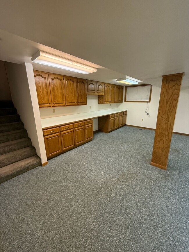 Photo - FOR RENT! Spacious 3-Bedroom Home with Garage & Large Yard – Davenport, IA