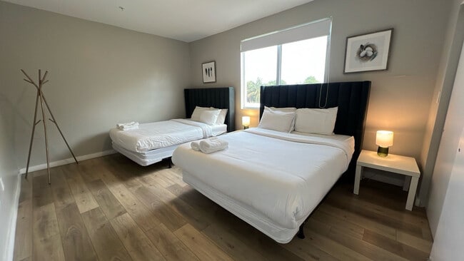 Photo - 171 NW 158th St Unidad SI FL1-ID1022253P