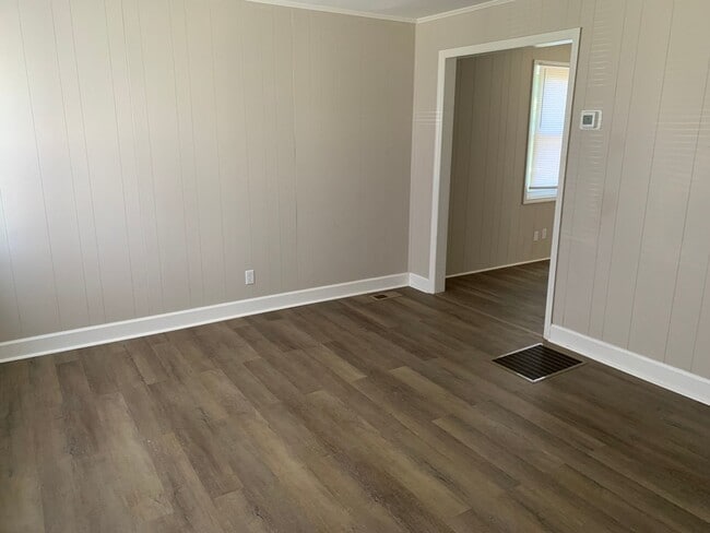 Photo - Property for rent - section 8