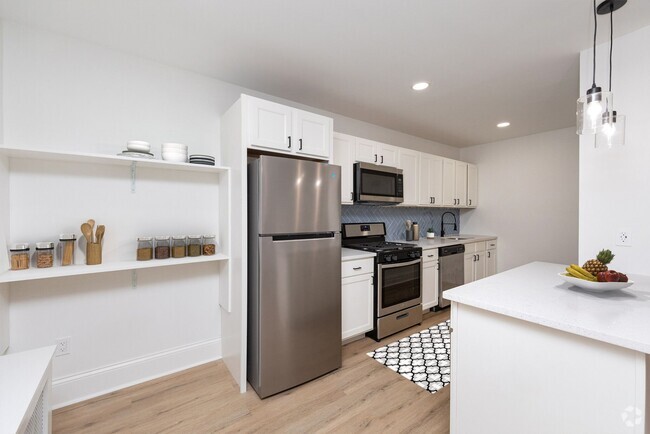 Kitchen-Renovated (1BR, 1BA) - Corner Grove Apartments