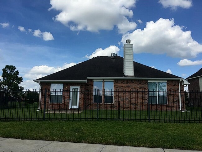 Photo - 24419 Lake Path Cir